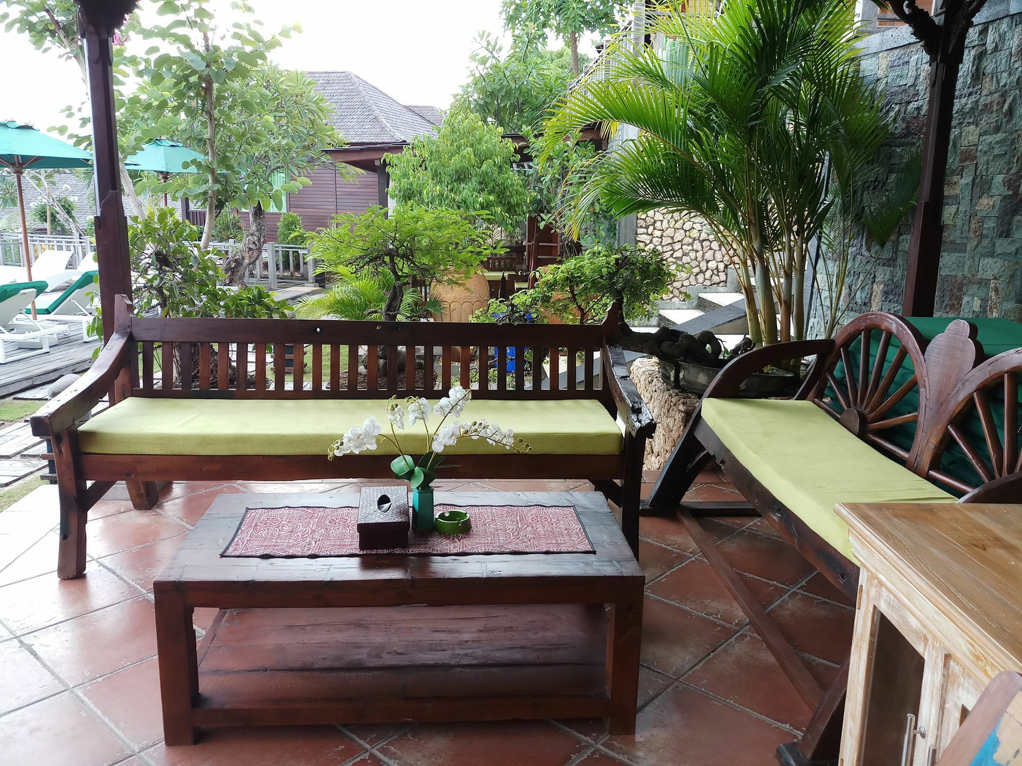 Hotel Jenggala Hill Nusa Lembongan Exteriér fotografie