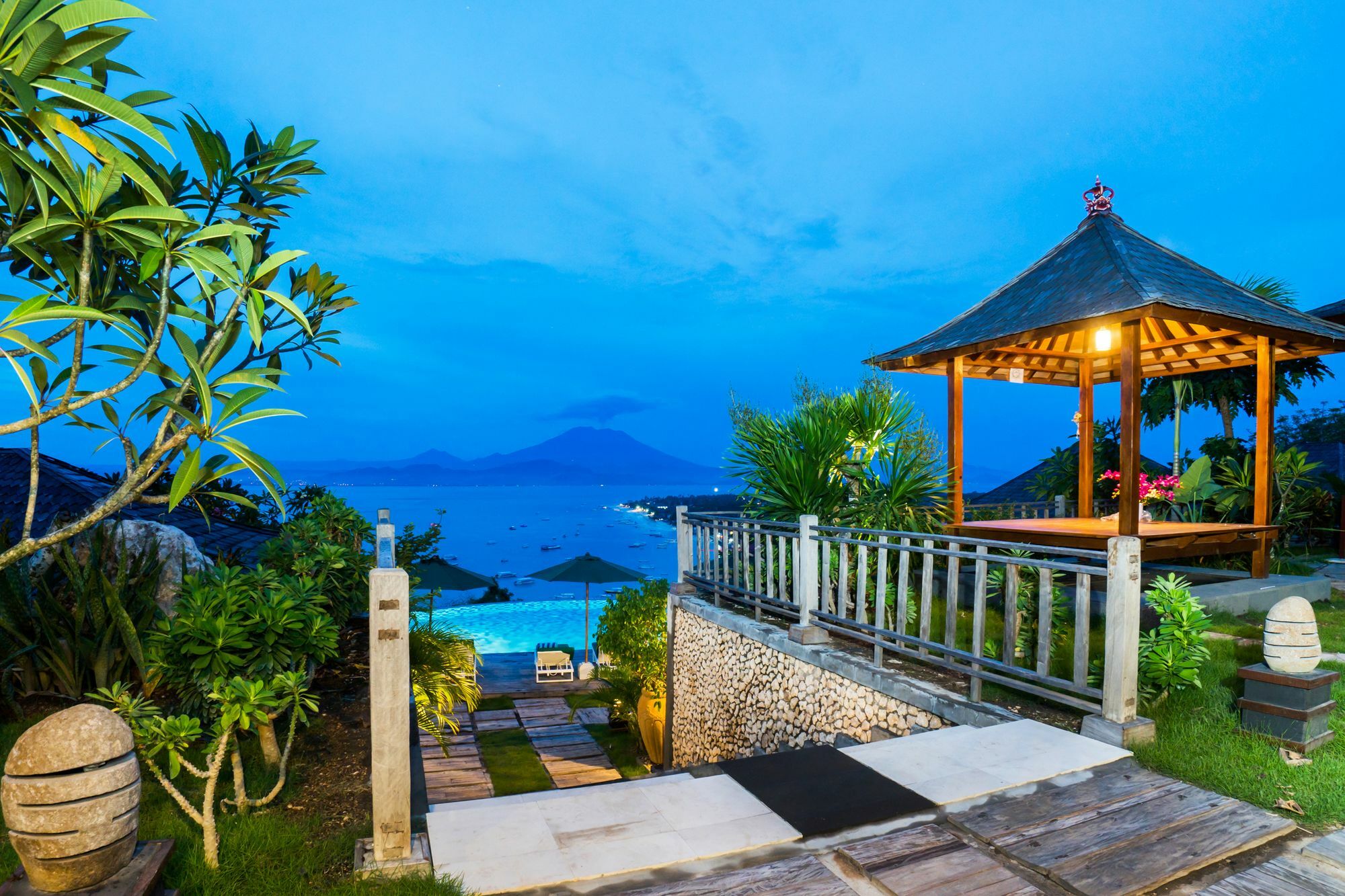 Hotel Jenggala Hill Nusa Lembongan Exteriér fotografie
