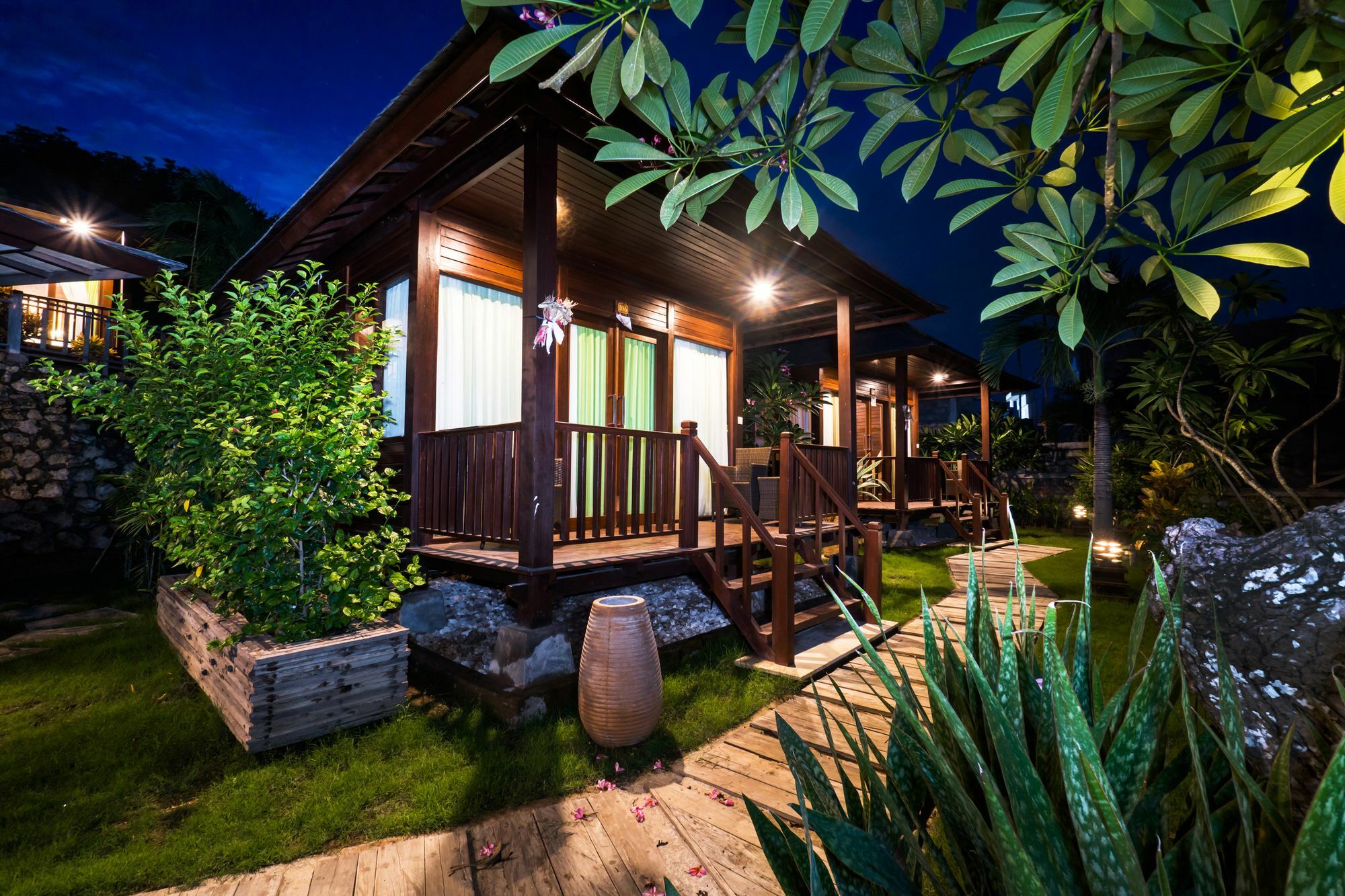 Hotel Jenggala Hill Nusa Lembongan Exteriér fotografie